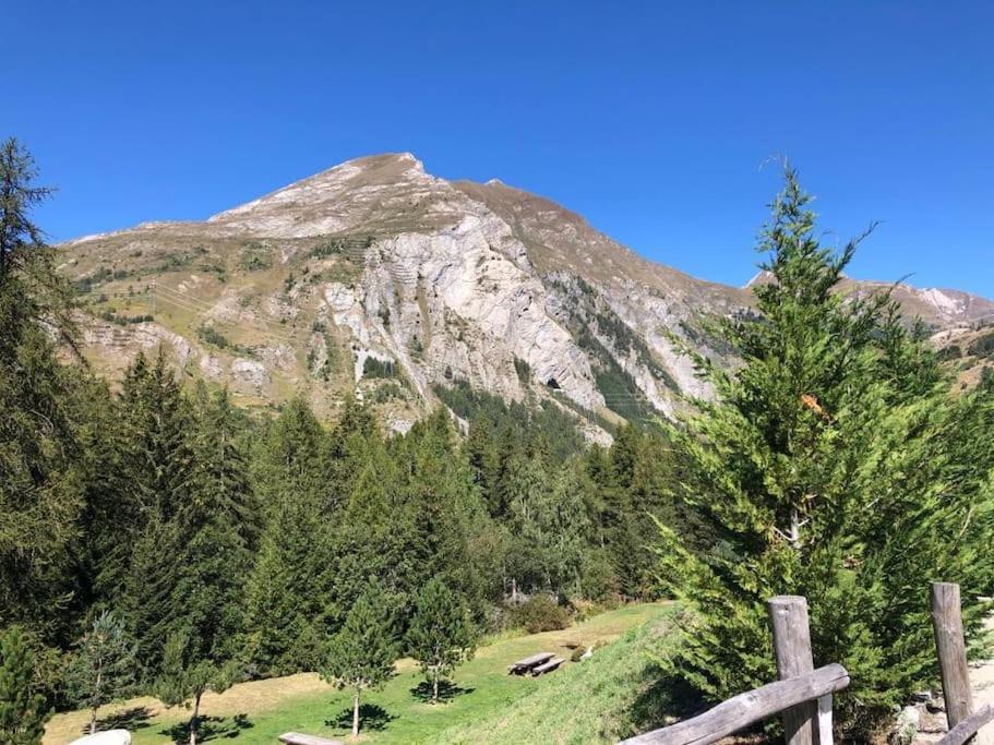 Appartamento Ampio Giardino Adiacente Piste Sci 4/6 Posti Letto La Thuile Exterior foto