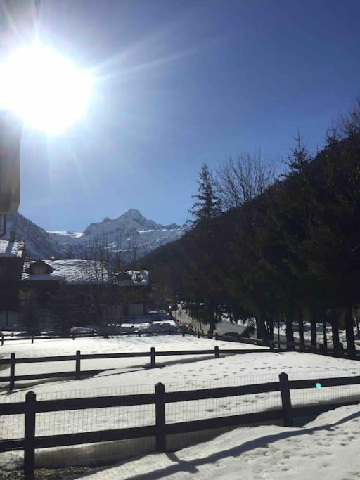 Appartamento Ampio Giardino Adiacente Piste Sci 4/6 Posti Letto La Thuile Exterior foto